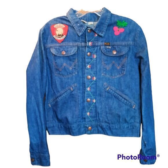 Wrangler Jean Jacket Unique Embroidery & Bob Dylan‎ Patch Womens Size Large - Picture 1 of 11